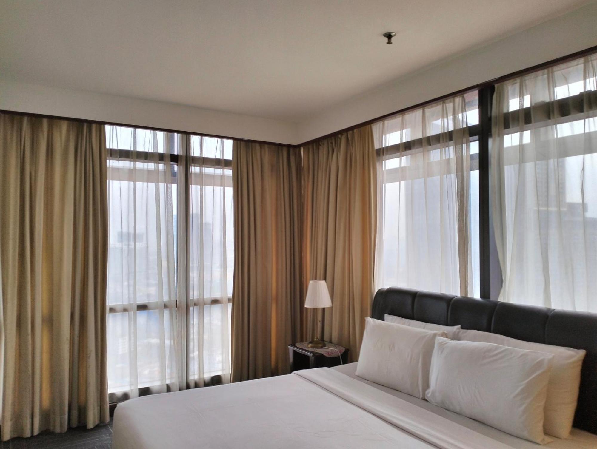 Berjaya Times Square Service Suite By Luna Kuala Lumpur Buitenkant foto