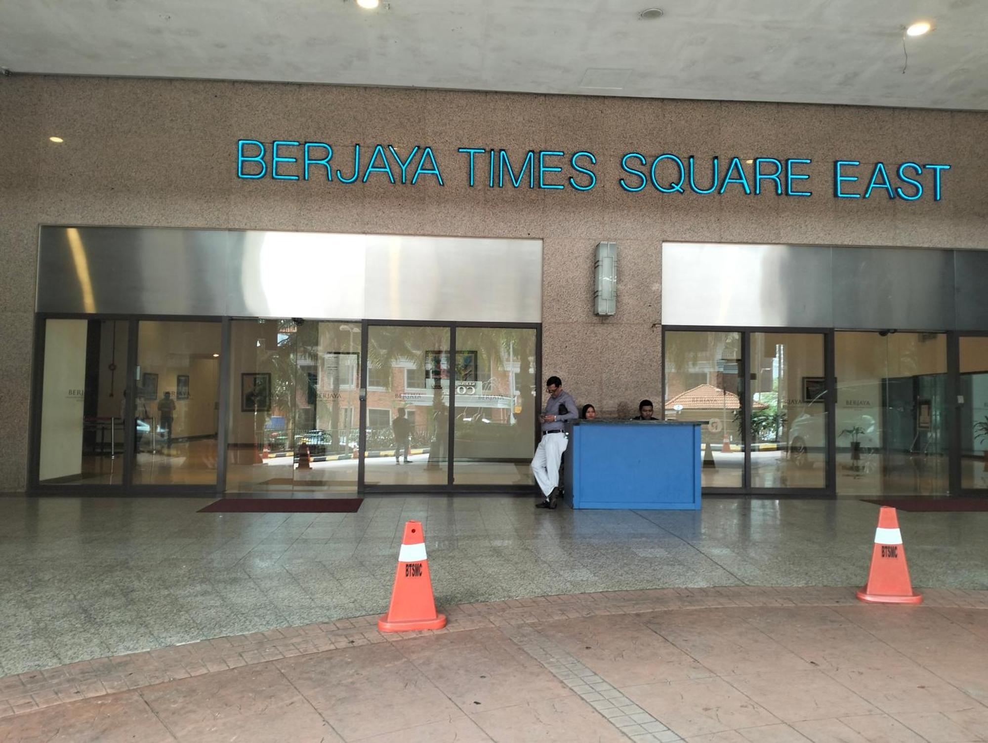 Berjaya Times Square Service Suite By Luna Kuala Lumpur Buitenkant foto