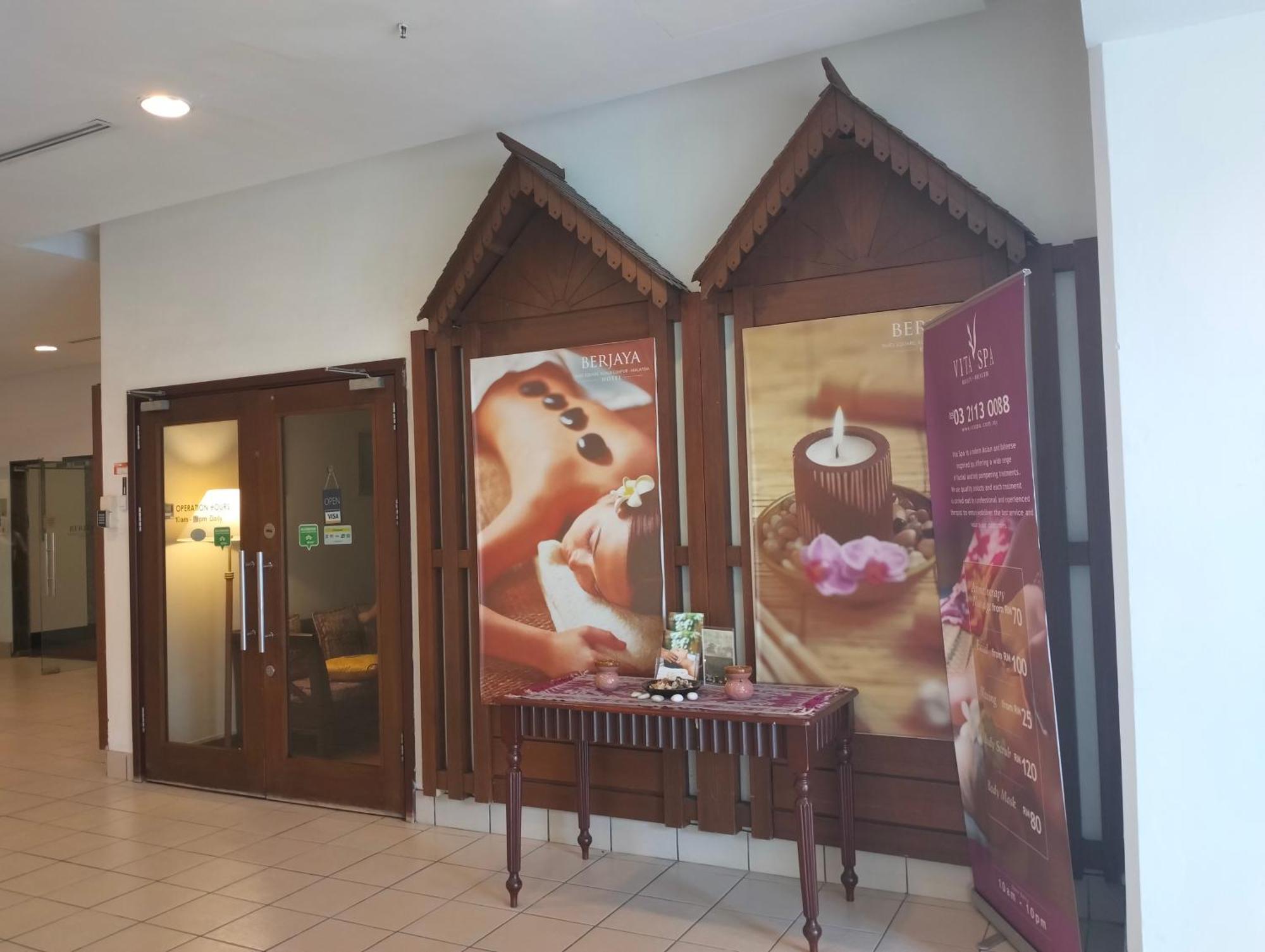 Berjaya Times Square Service Suite By Luna Kuala Lumpur Buitenkant foto